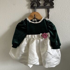 Vintage Rose Cottage Holiday Dress Girls Lace Green Velvet Cream Satin Skirt